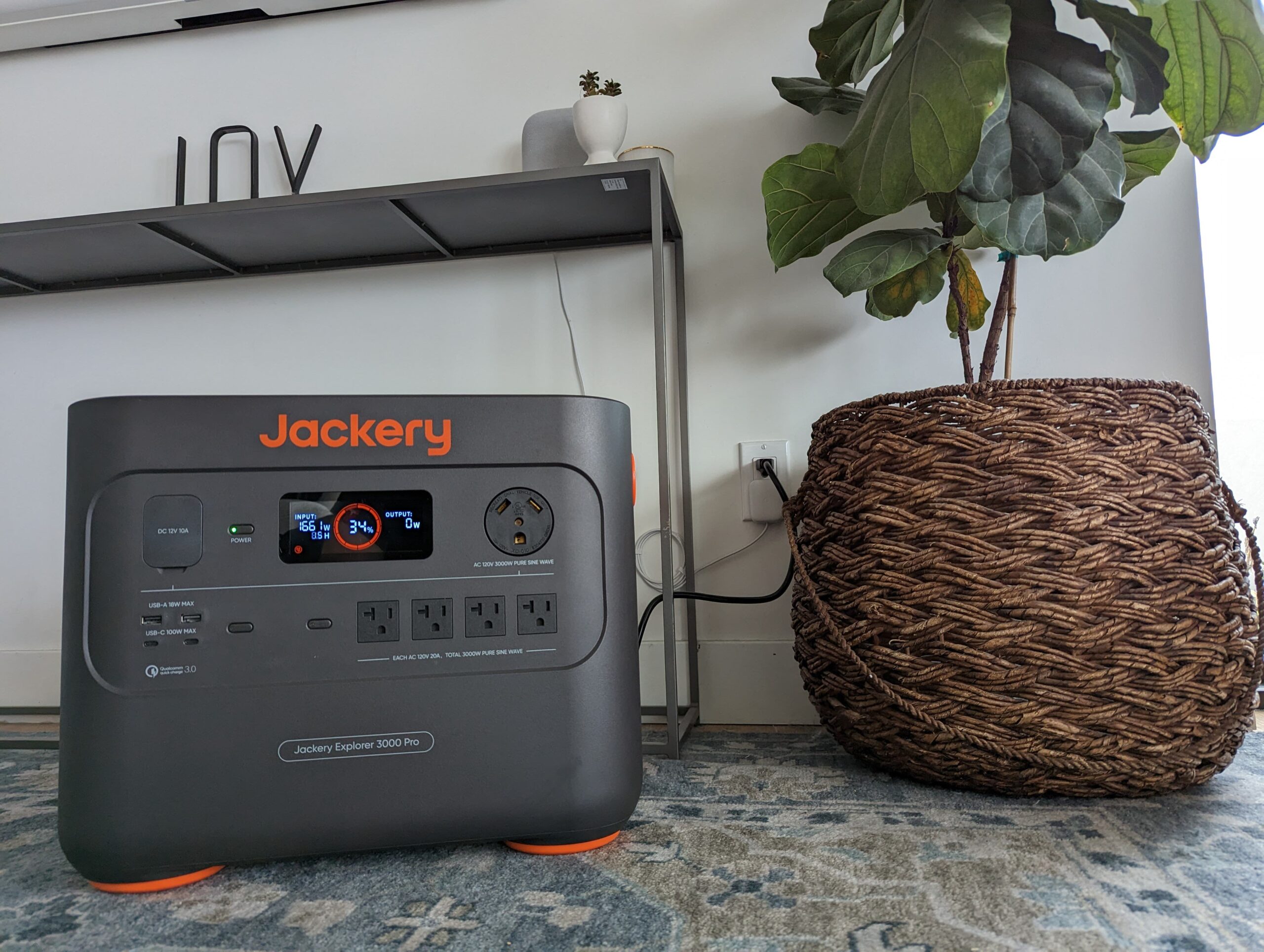 Jackery Solar Generator 3000 Pro