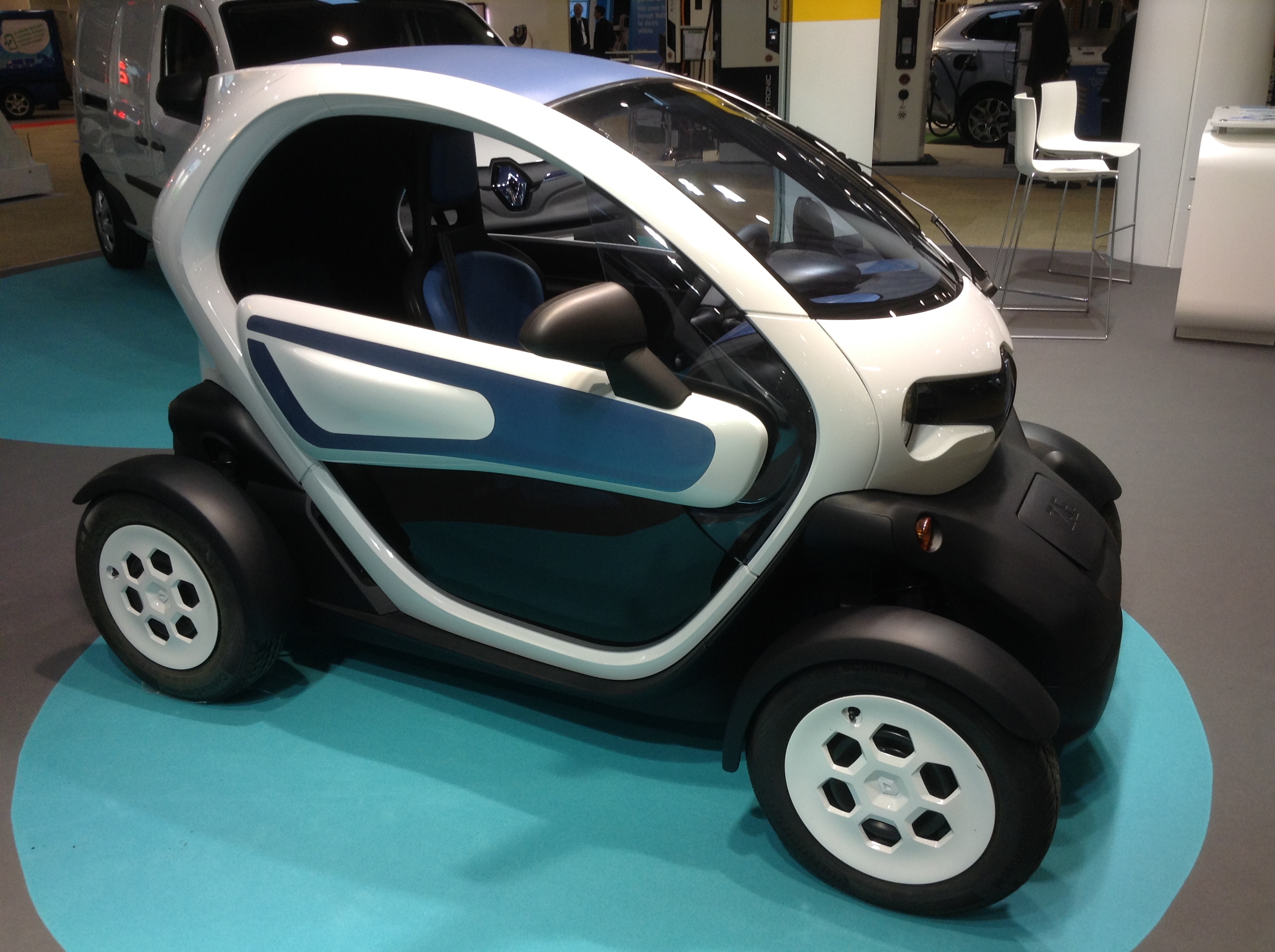 Tiny electric Smart car will also have smallest price