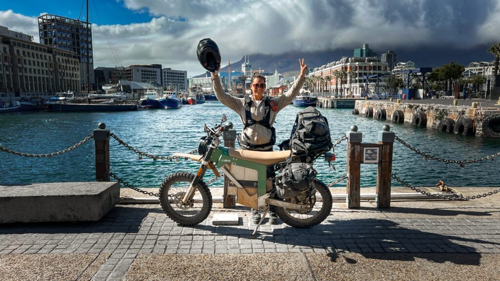 Sinje Gottwald & Cake Kalk AP electric motorcycle