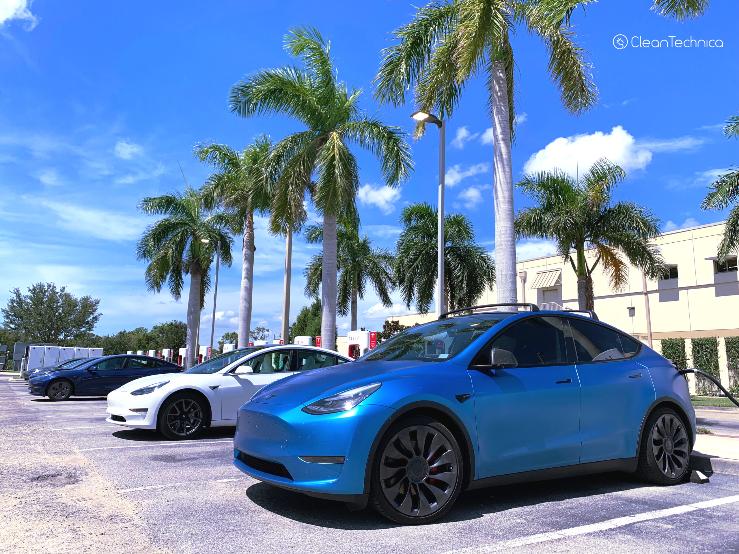 Tesla Model 3 & Model Y Now Cost Less Than Gasoline-Powered Equivalents -  CleanTechnica