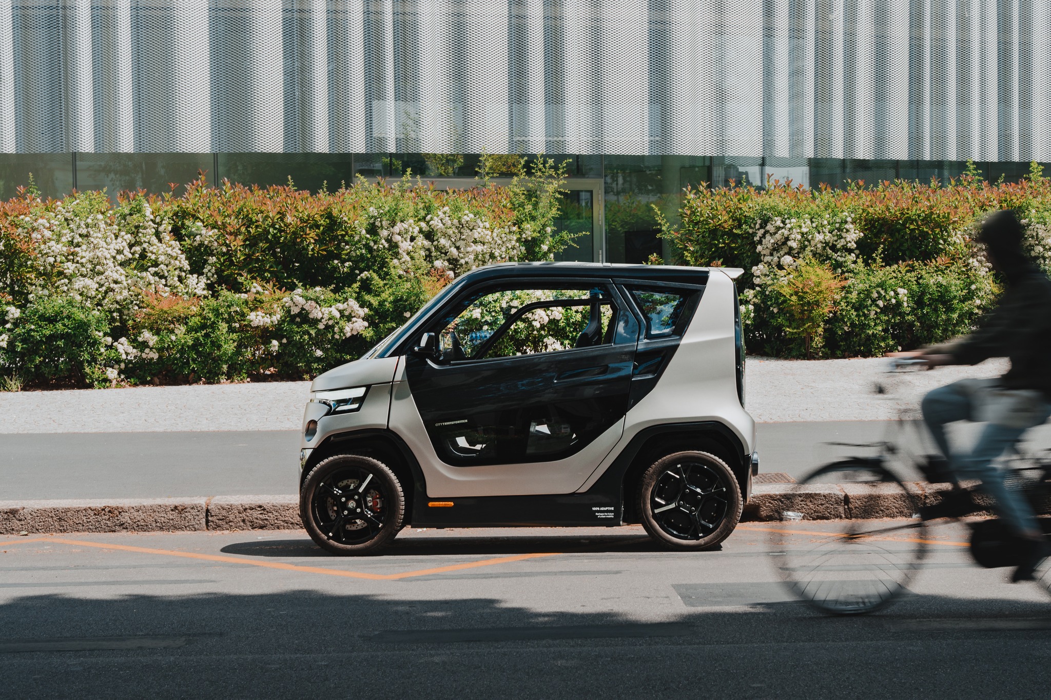 photo of The City Transformer CT-2 Is A Shapeshifting Electric Microcar image