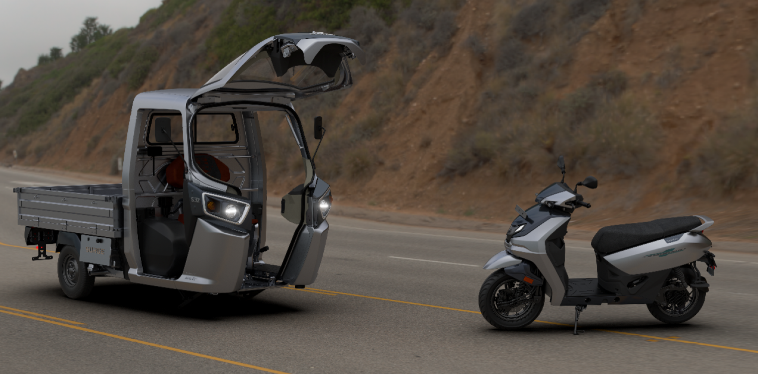 The Surge S32 Can Switch From Being An Electric 3-Wheeler To An E-Scooter In Minutes - CleanTechnica