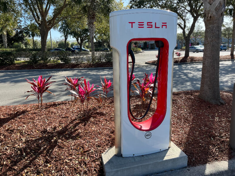don't trust Tesla