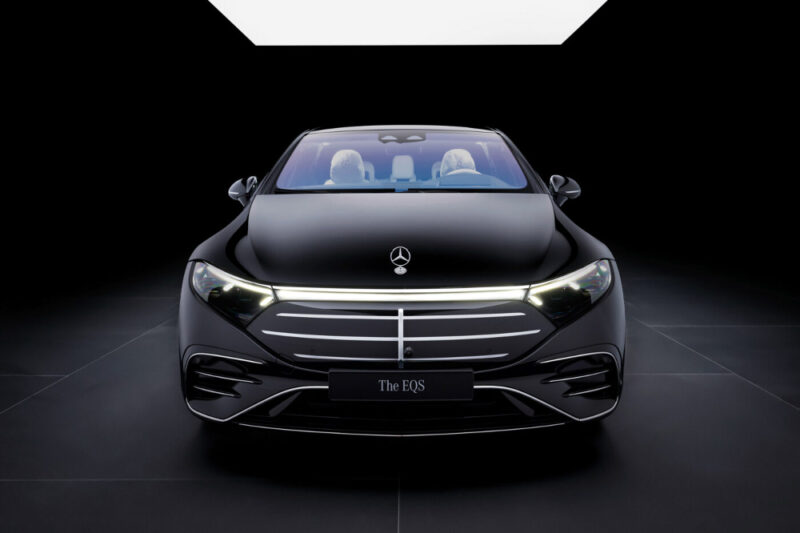 Mercedes EQS