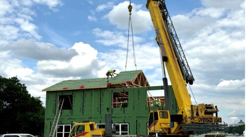 ORNL Demonstrates Affordable, Energy Efficient, Low-Carbon Building Technologies on National Mall During HUD Innovation Housing Showcase - CleanTechnica