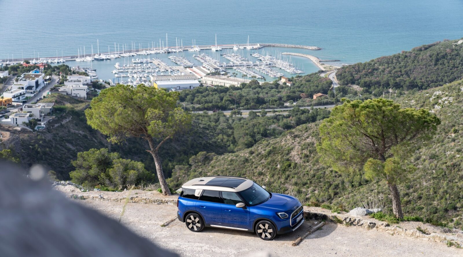 The MINI Countryman E in Favoured Trim: Fully Electric & Versatile - CleanTechnica