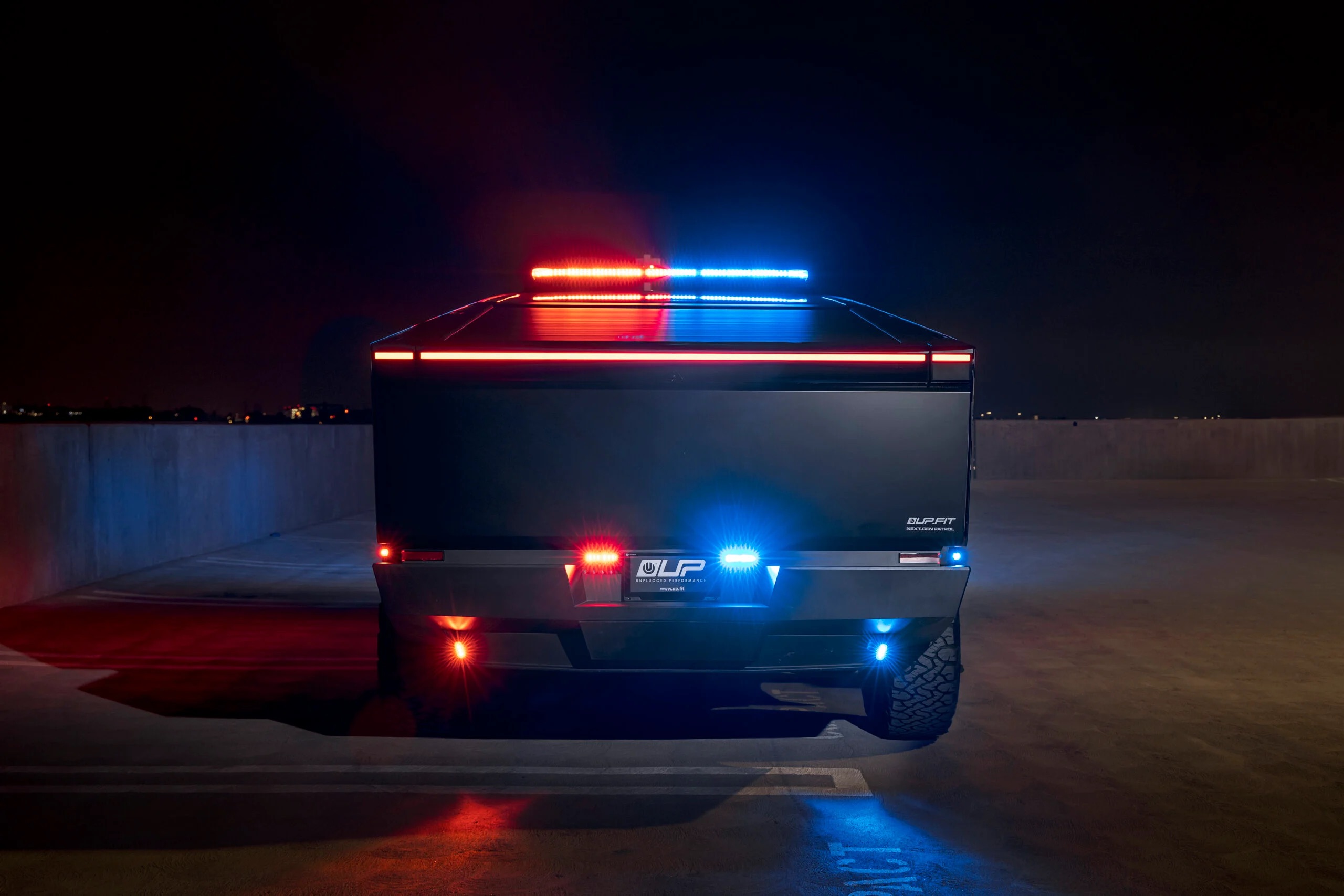 UP Tesla Cybertruck Police Truck 5
