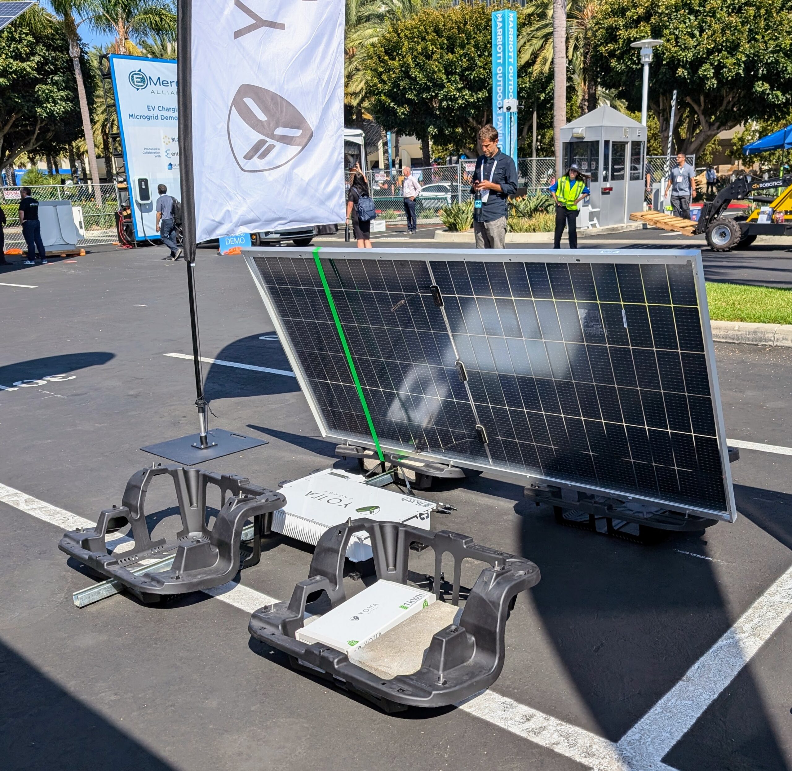 Yotta Energy's New 1kWh Rooftop Battery Pulls Double Duty As Ballast - CleanTechnica