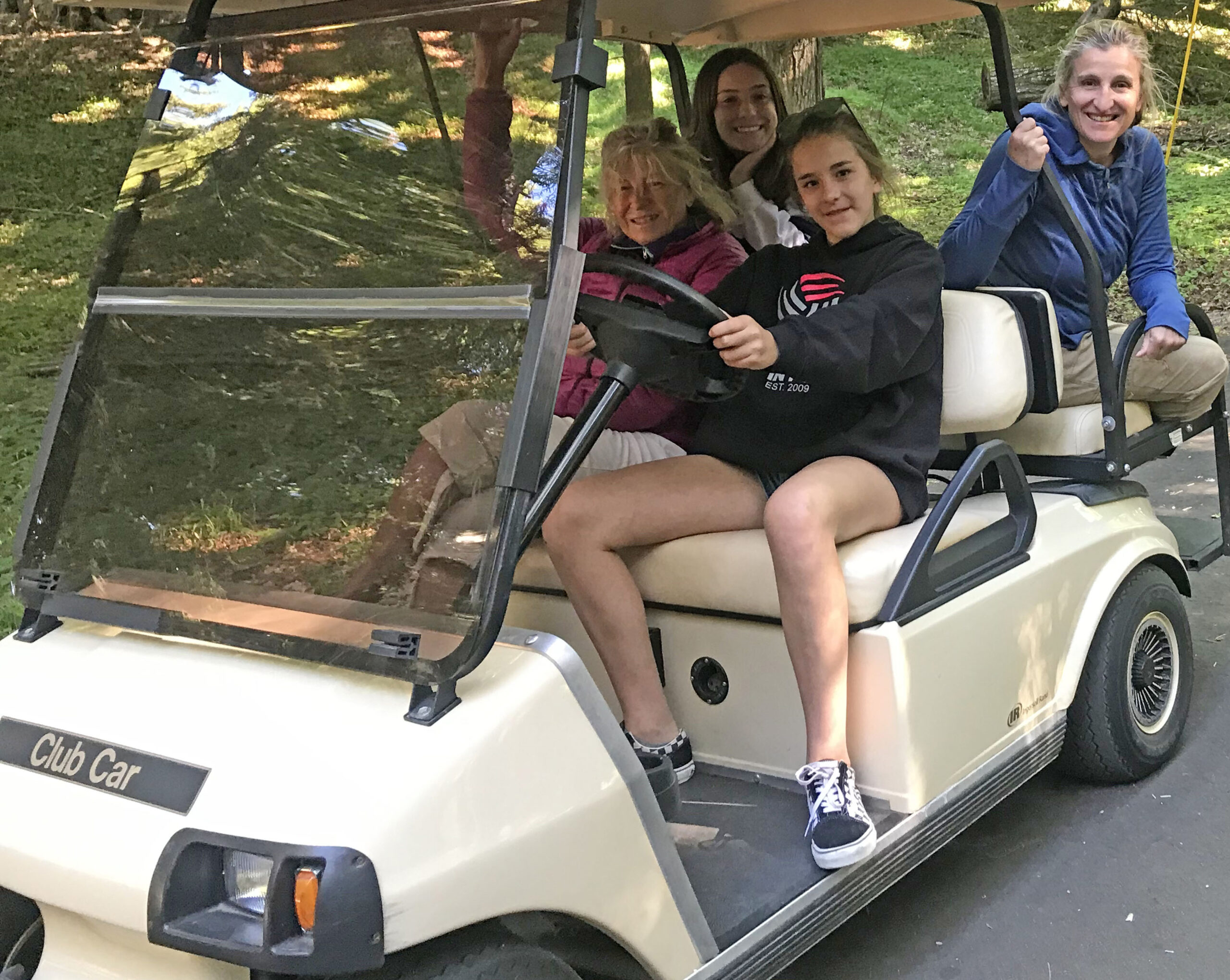 8274 MartaMaryElianaElizabeth MartasElectricGolfCart CampHasler ThreeLakesWI 14June2020 scaled