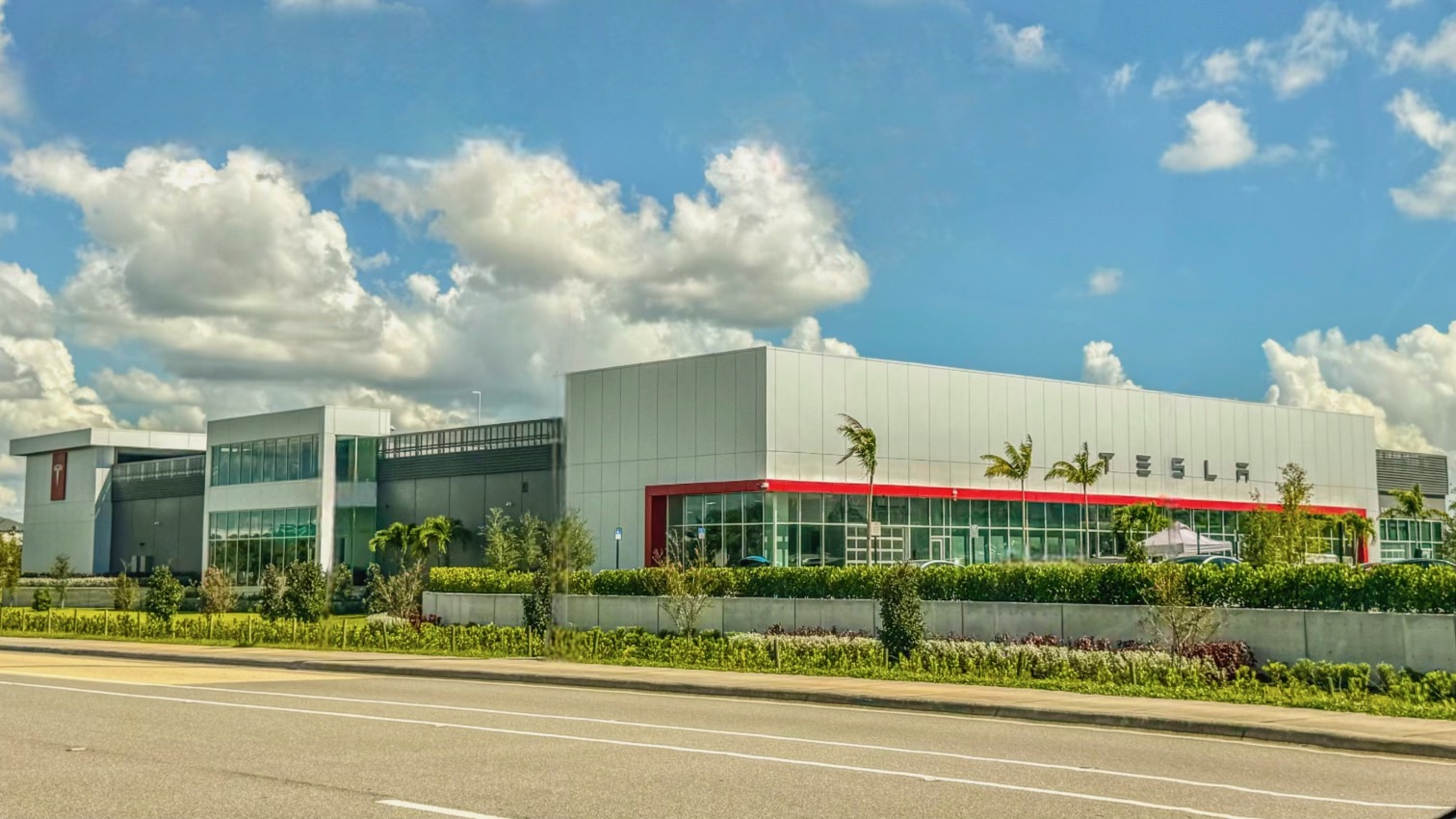 A Decade Later — Huge Tesla Milestone in Florida! - CleanTechnica