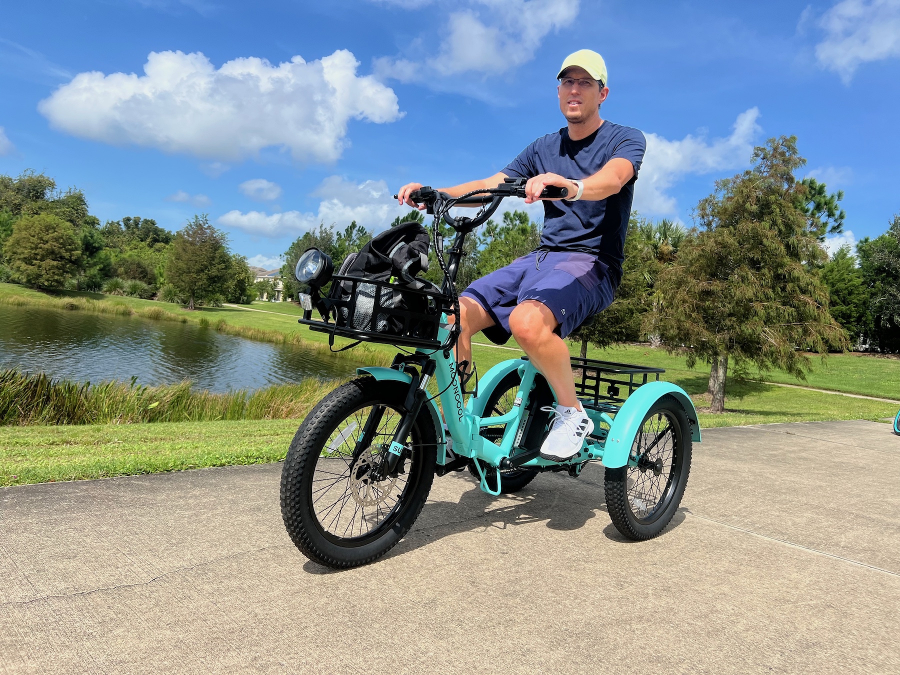 I Love This Mooncool Electric Trike! - CleanTechnica