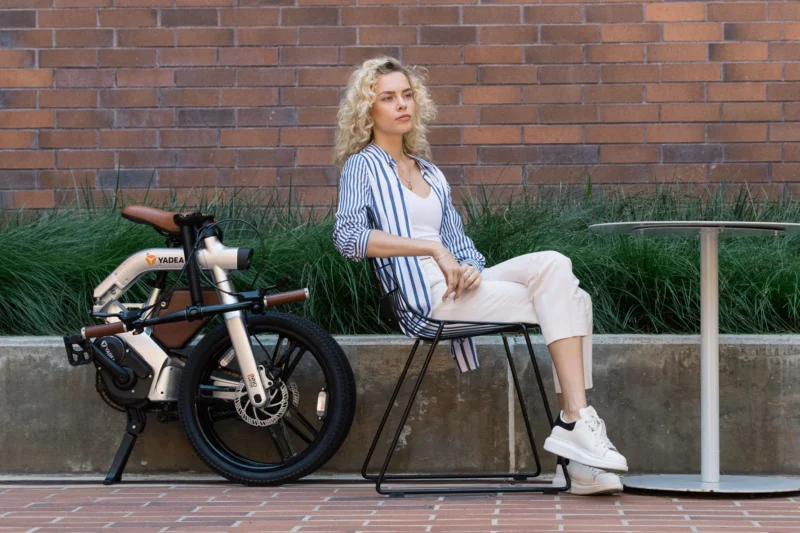 Yadea Innovator foldable e-bike