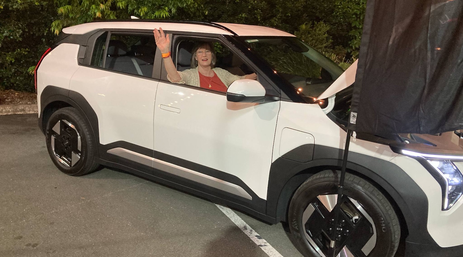 Free Food, Free Drinks, and the World Car of the Year (Kia EV3), But …