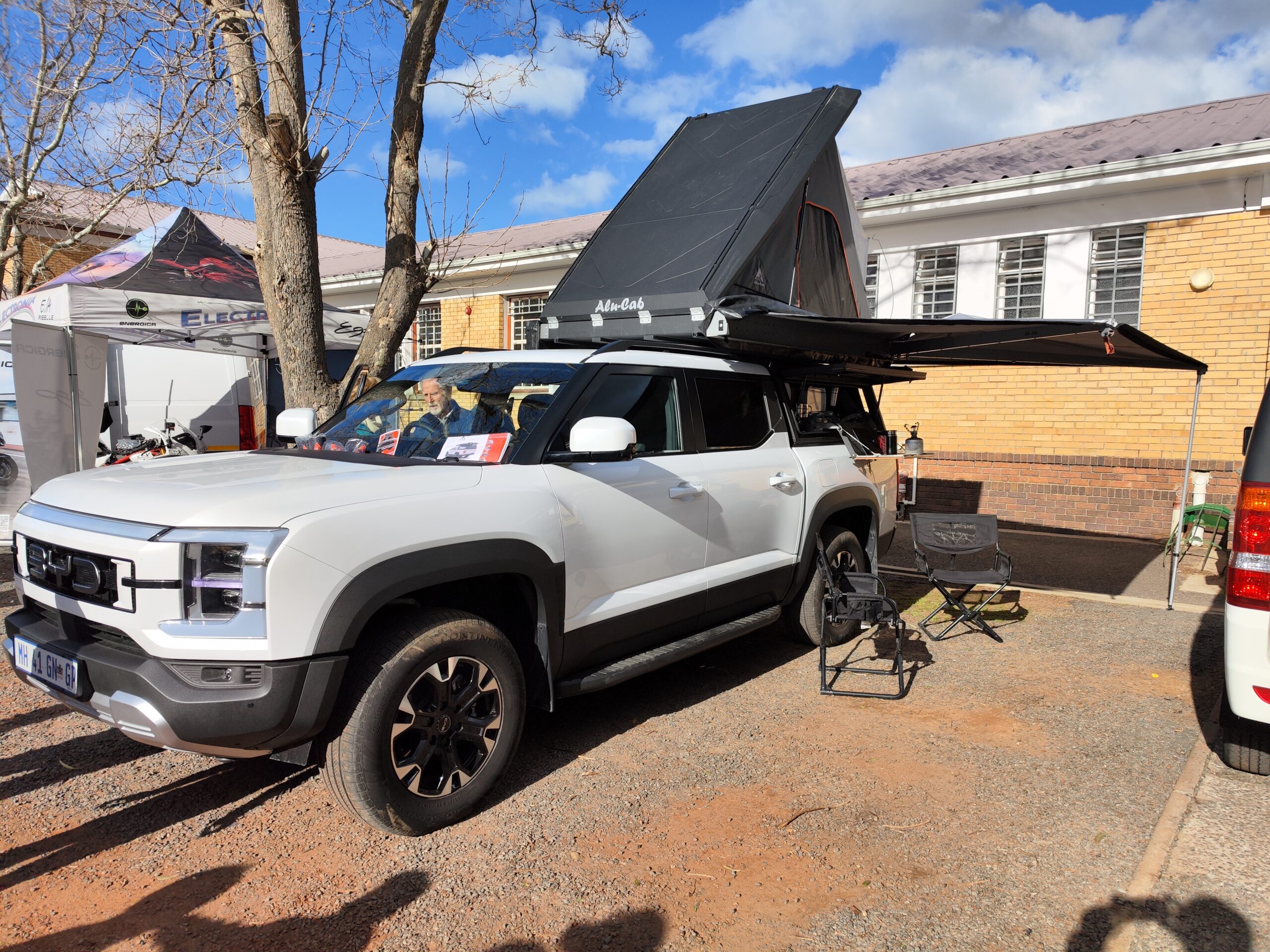 Hermanus Event Shows Growing Interest In Electric Mobility In South Africa - CleanTechnica