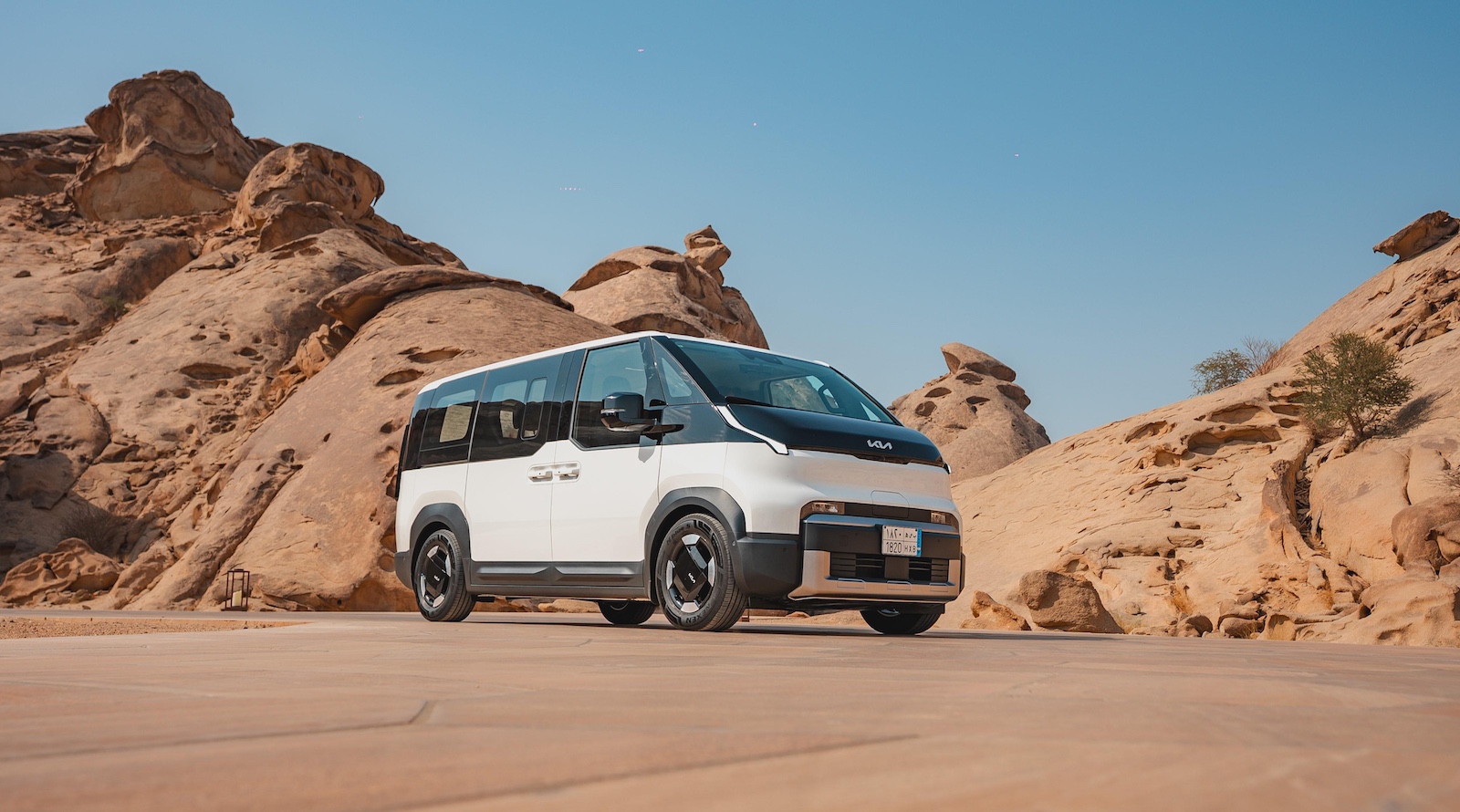 Kia & Red Sea Global Launch PBV Pilot and Explore Long-Term Mobility Partnership