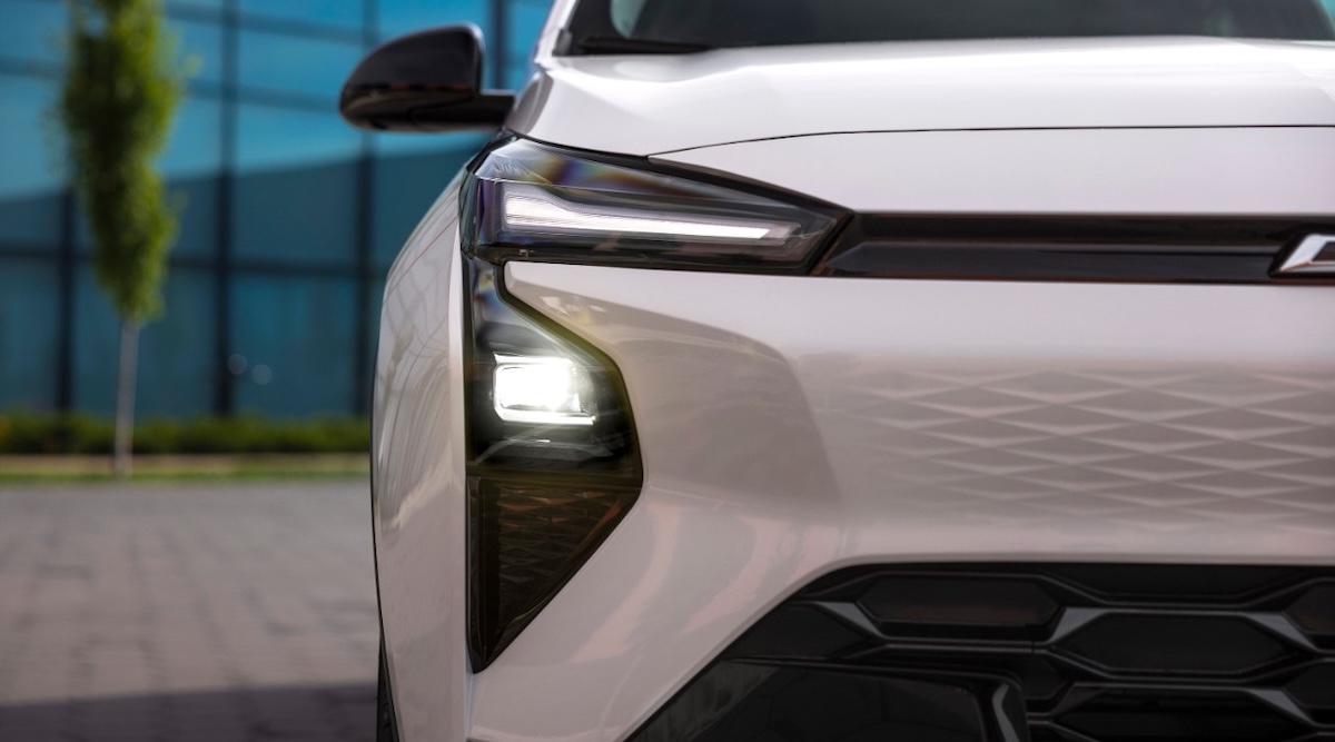 New Chevy Bolt Leaves "New" Tesla Standard EVs In The Dust