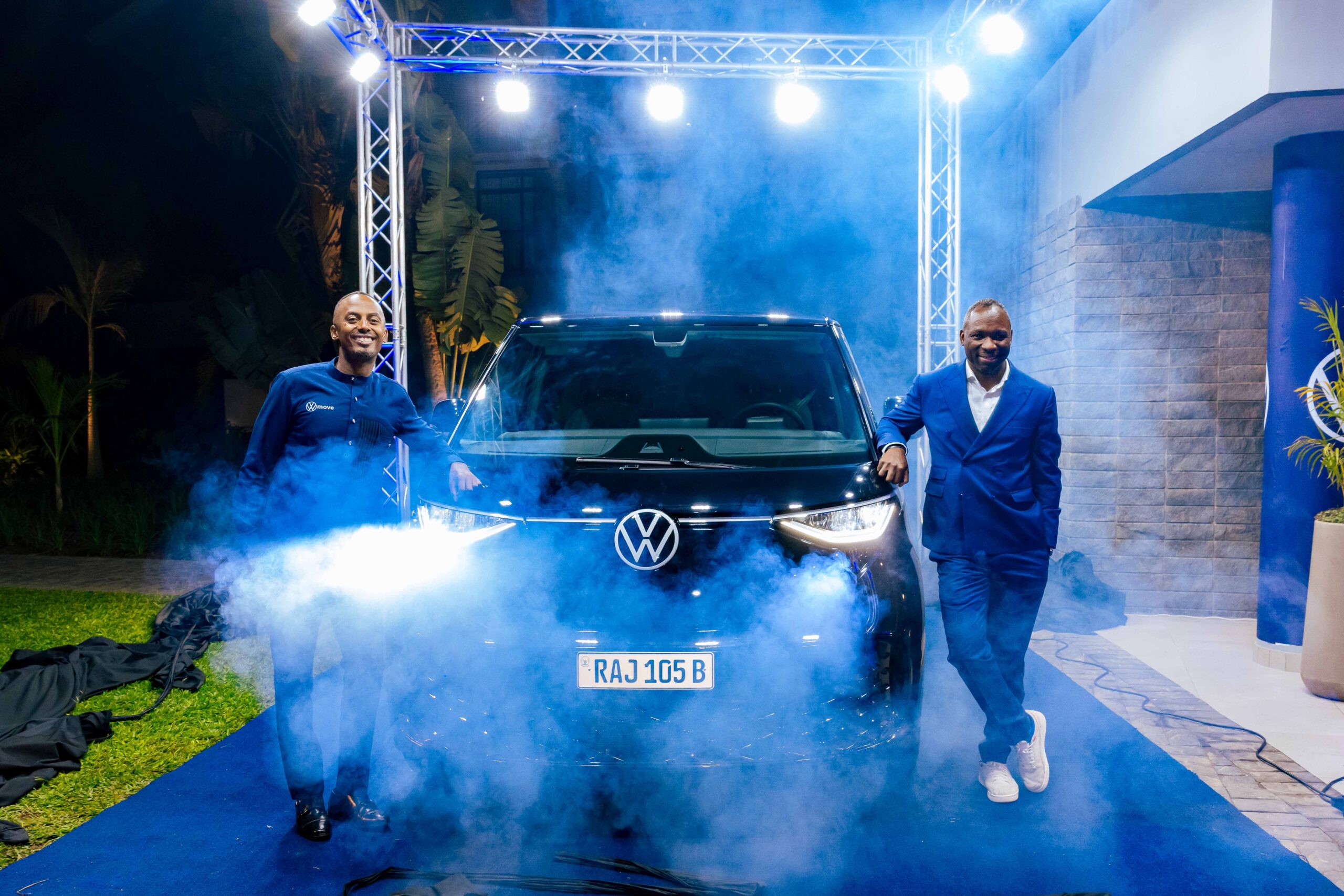 Volkswagen Mobility Solutions Rwanda Launches ID. Buzz Pilot Fleet - CleanTechnica