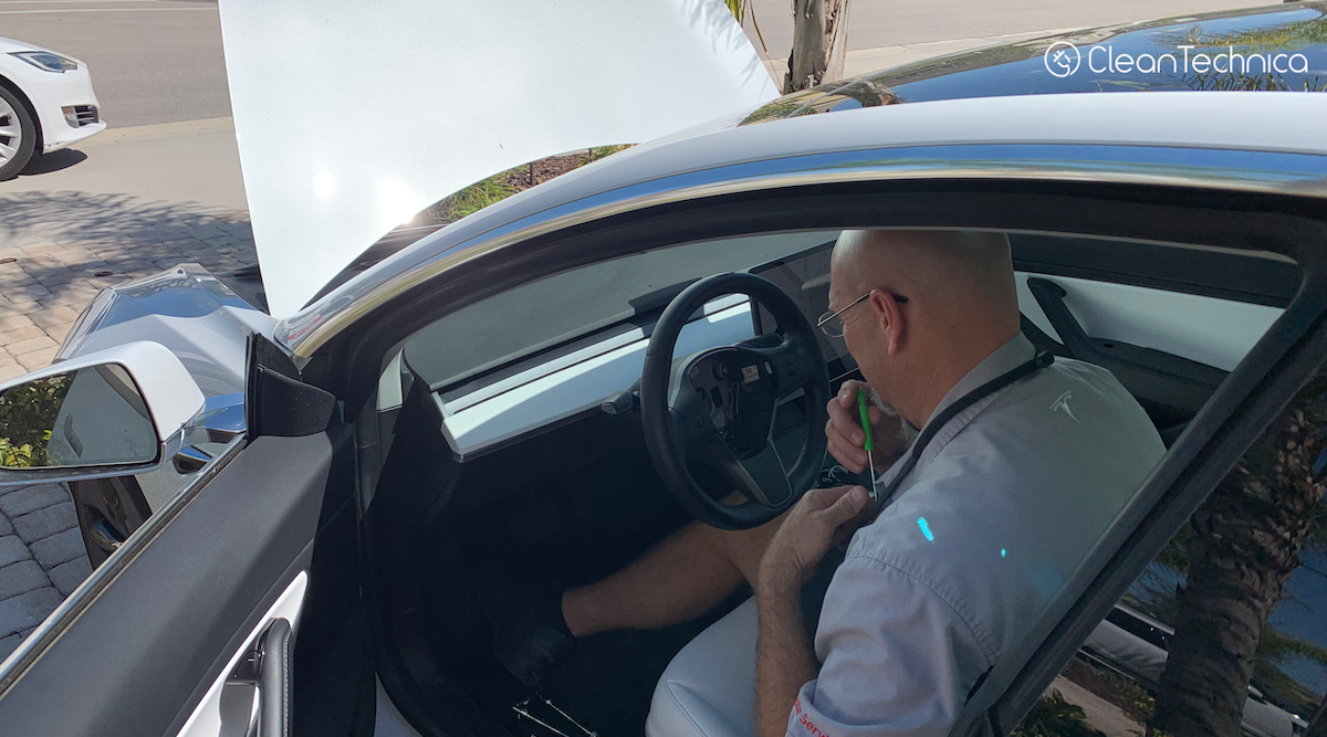 Tesla Owners Turning to AI for DIY Repairs & Maintenance — Does It Work?