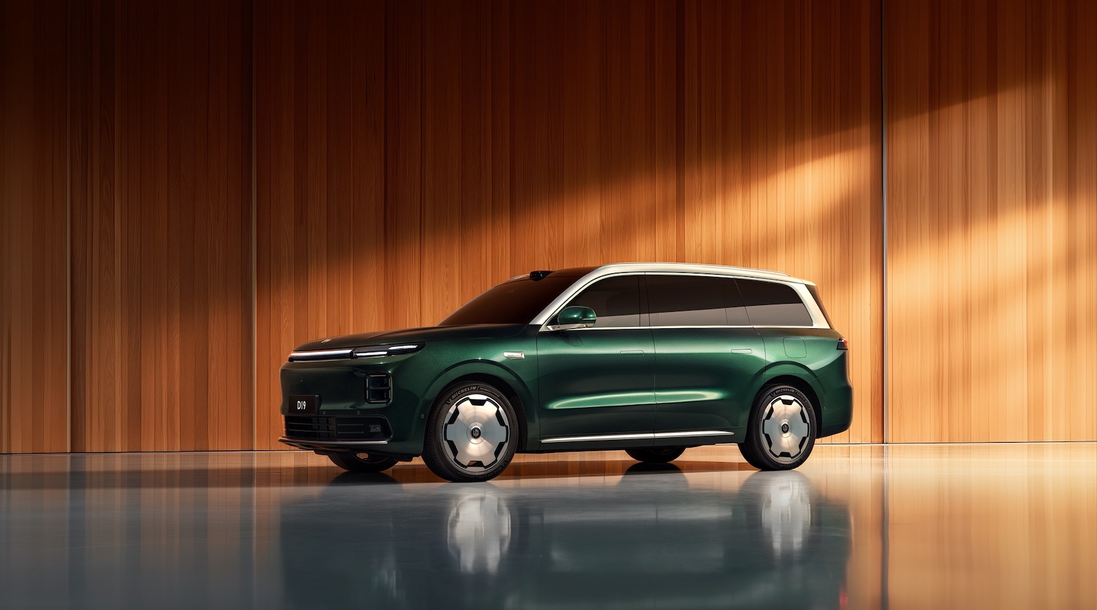 Leapmotor Expects 2025 Profitability, Launching EV with Airline-Like Seats