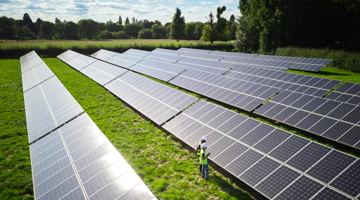 Wind & Solar Surpassed Fossil Fuels In EU In 2025