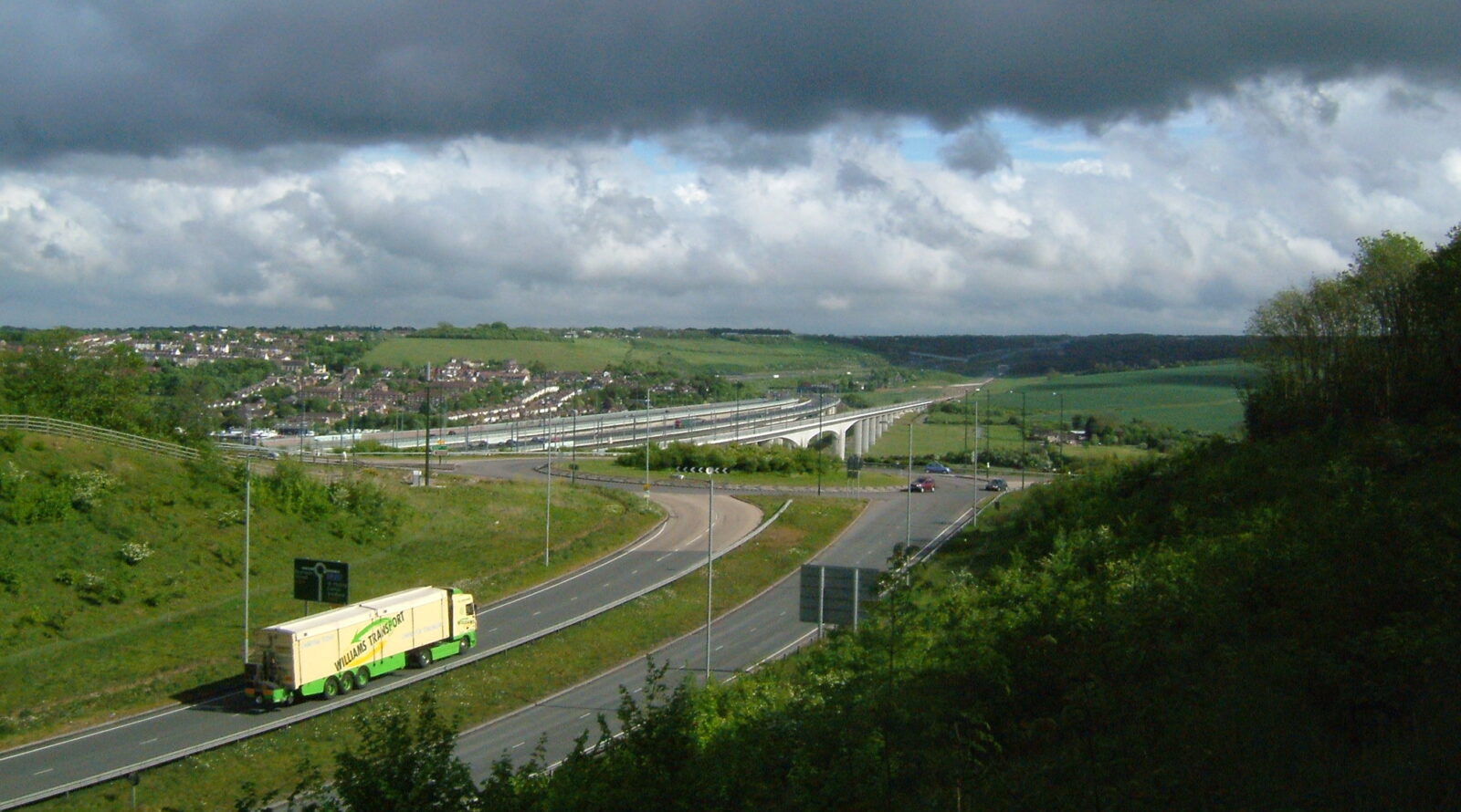 10,000 New EV Chargers Planned For UK