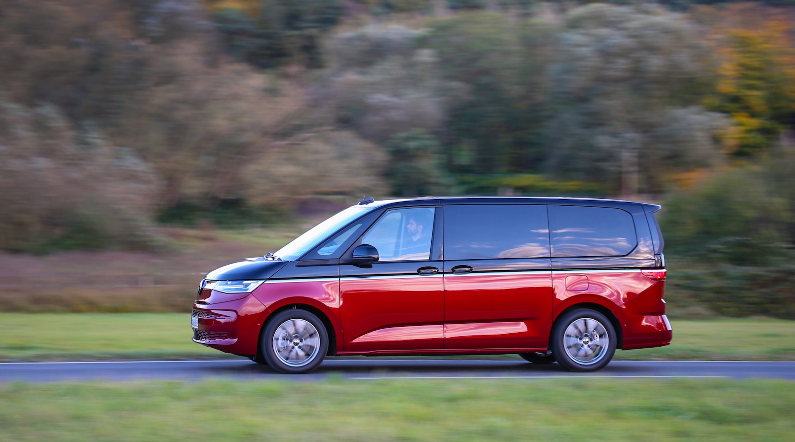 Volkswagen lanza el nuevo Caravelle PHEV en Sudáfrica