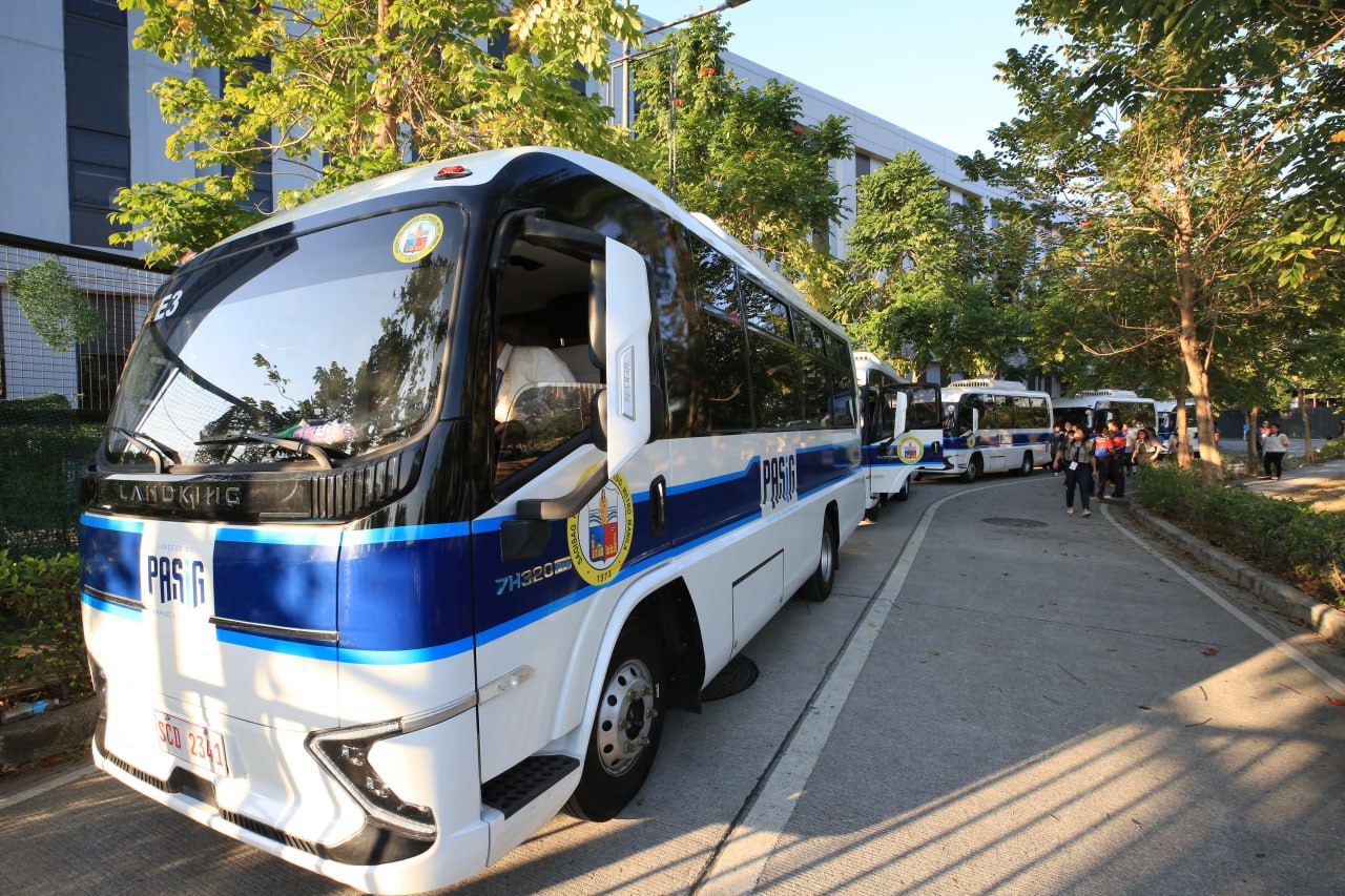 Philippine Model City Deploys Electric Minibuses To Offset Rising Fuel Costs