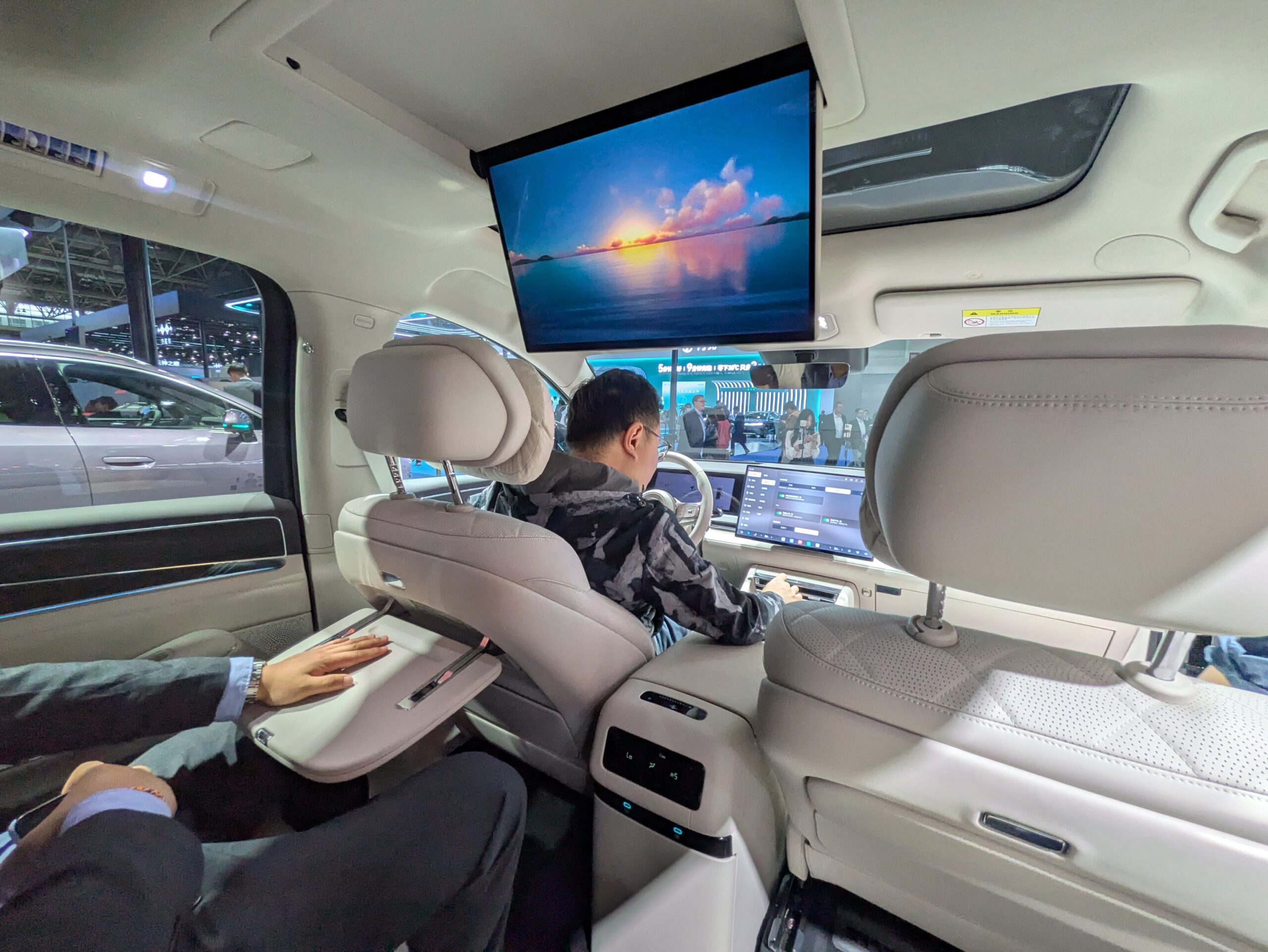 BYD Targets 13% Growth in China After Sluggish Start — Analysts See Strong Recovery Ahead