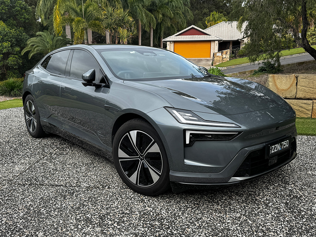 Polestar 4