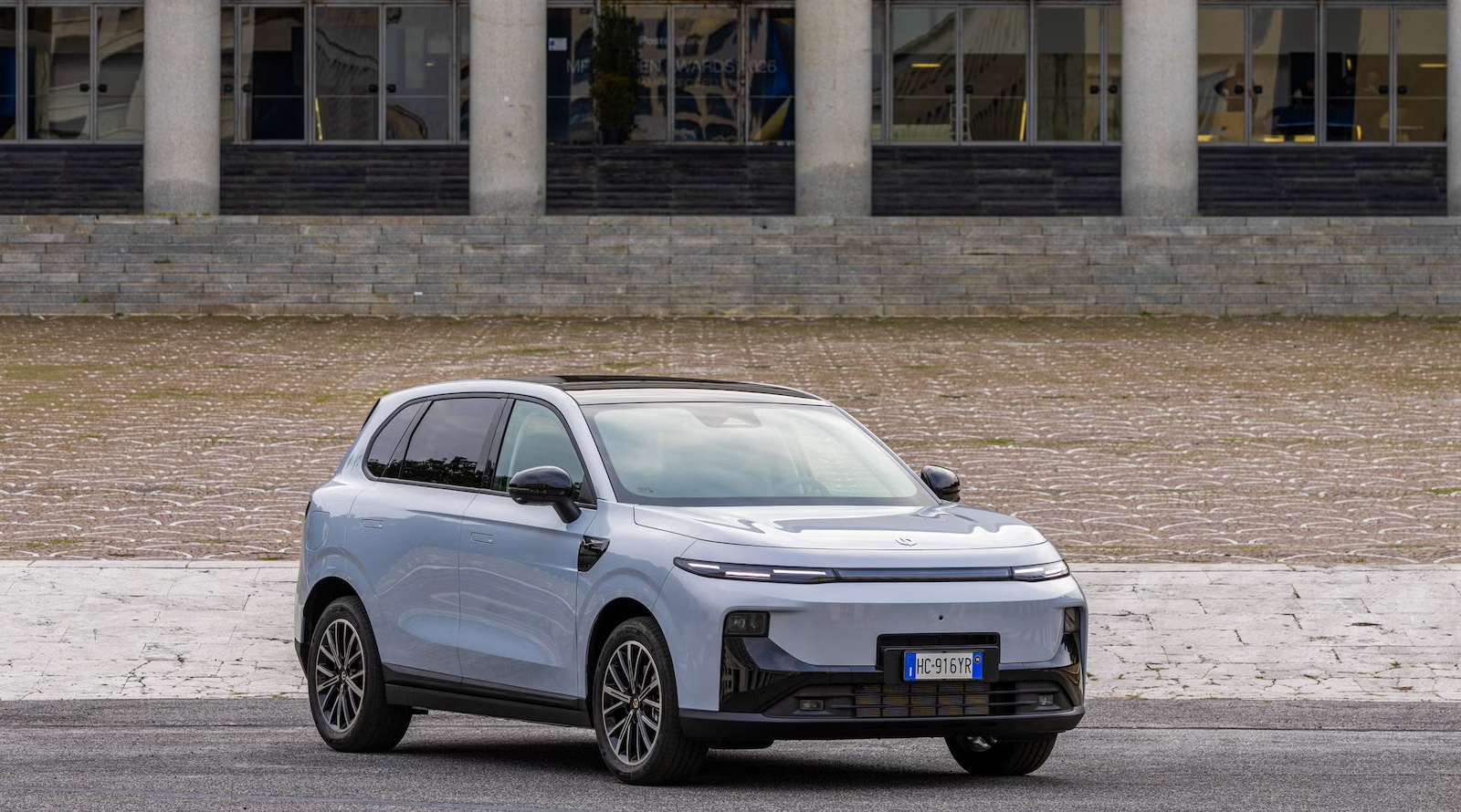 Chinese EV Gets To North America With A Little Help From Stellantis - CleanTechnica