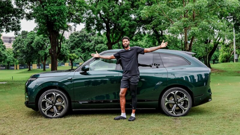 XPENG G9L with Paul George. Image credit: XPENG on RedNote