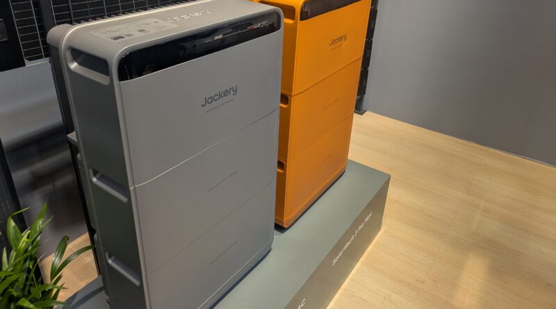 Jackery SolarVault 3 at IFA Berlin. Photo by Larry Evans