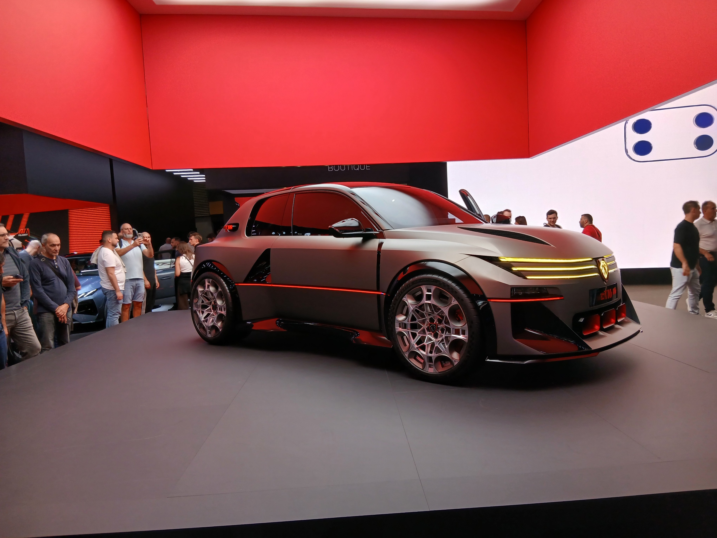 Paris Auto Show — European OEMs Strike Back